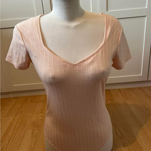 Tops - Peach Ribbed V-Neck Women's Top